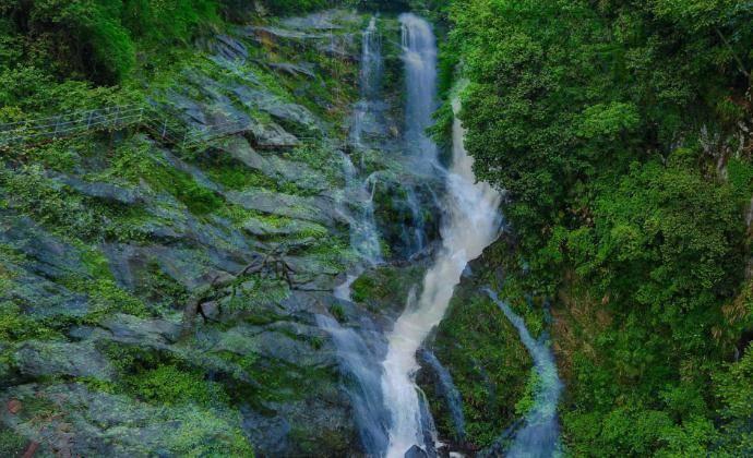 康明斯首台本地化PEM制氢设备下线